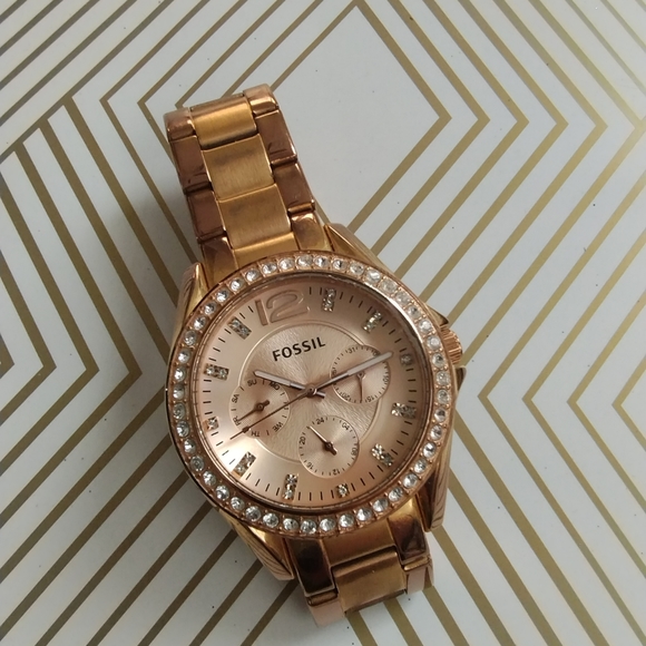 Fossil Riley Multifunction Rose Gold Tone Stainless Steel Watch - Picture 15 of 16